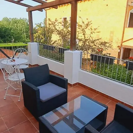 San Teodoro Rooms *