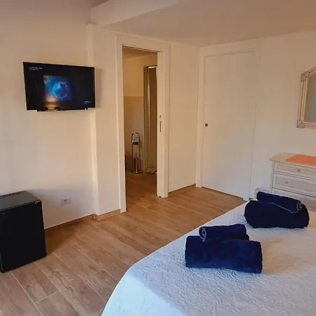 San Teodoro Rooms