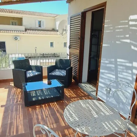 San Teodoro Rooms بيت ضيافة 3*